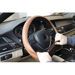 COUVRE-VOLANT COMFORT GRIP MARRON M 37-38CM
