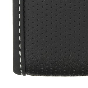 COUVRE-VOLANT COMFORTGRIP MICRO-PERFORE NOIRE SURP.BLANCHE L 39-40CM