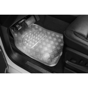 TAPIS CAOUTCHOUC LOOK ALU 4PCS CHROME