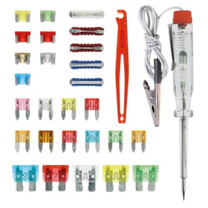 BOITE DE FUSIBLES + ACCESSOIRES 29 PIECES